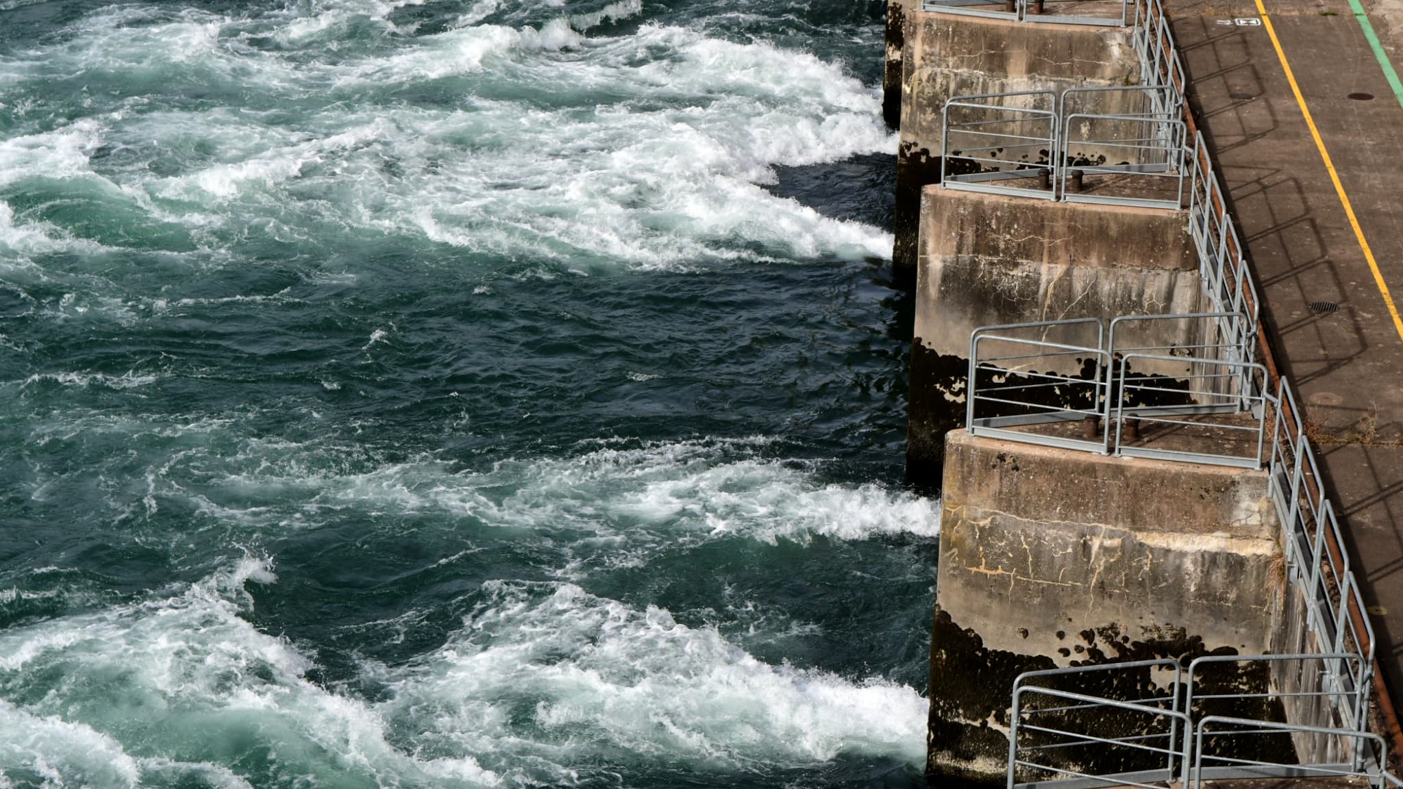 UNE NOUVELLE CENTRALE HYDROÉLECTRIQUE INAUGURÉE SUR LE TORRENT DE LA SARENNE EN ISÈRE