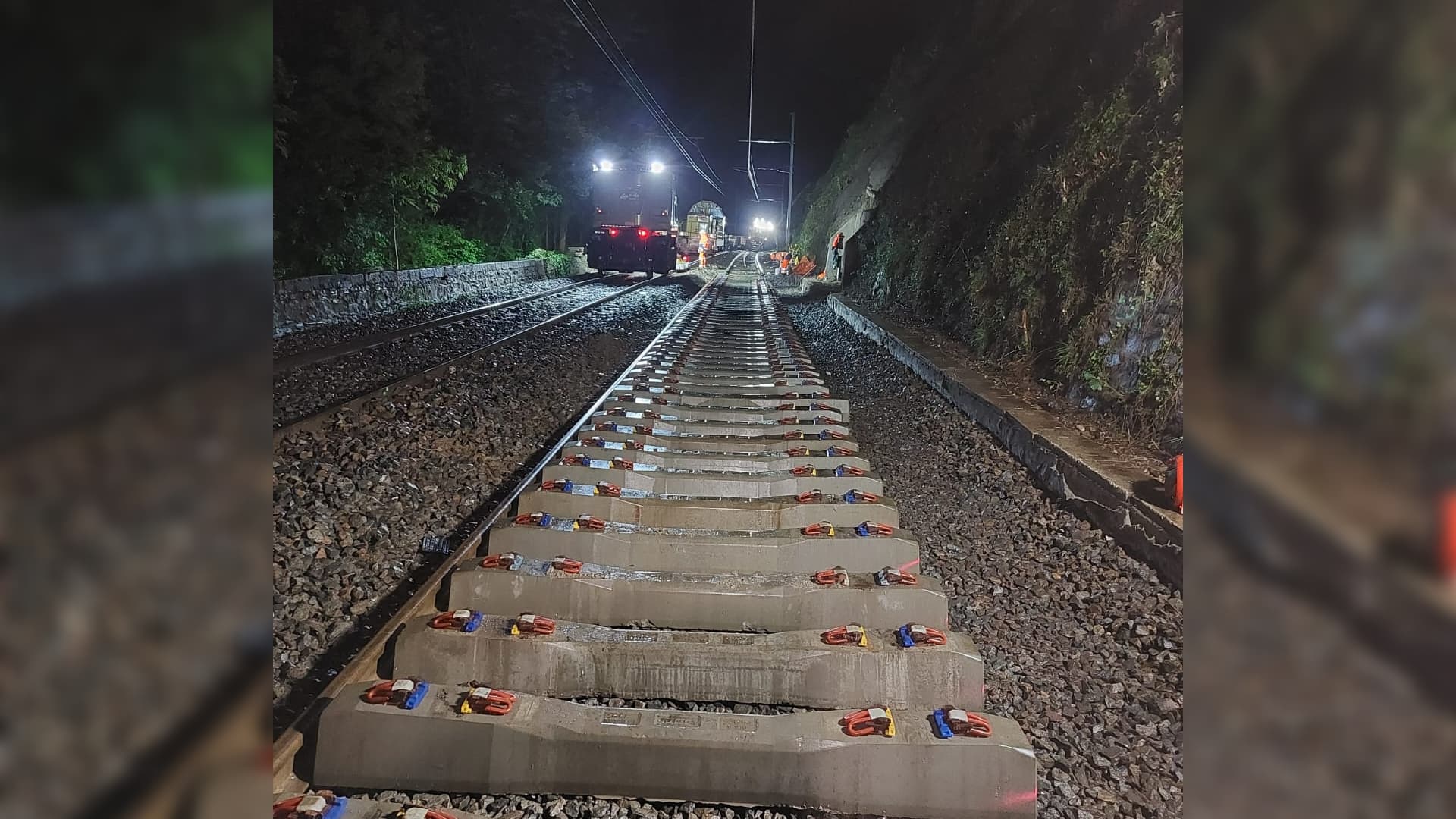 La voie ferrée a été renouvelée. La voie ferrée a été renouvelée.