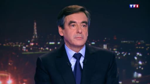 François Fillon sur le plateau du journal télévisé de TF1, le 14 octobre 2013