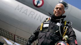 Thierry Demonfort est le fondateur et le PDG de DAE.Systems a servi pendant 25 ans dans les forces spéciales de la marine française