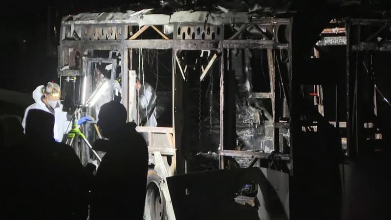 La police israélienne signale ce jeudi 20 février que "les secours ont été informés d'une explosion et d'un incendie de bus survenus sur un parking de Bat Yam".