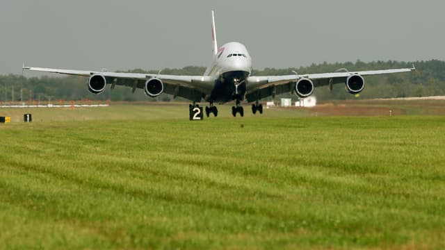 Les 100 passagers n'ont pas été blessés.
