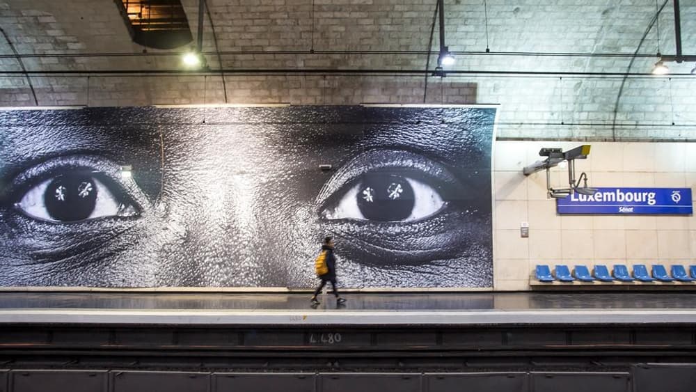 La station Luxembourg exposera des "regards" de JR La station Luxembourg exposera des "regards" de JR