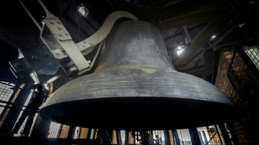 La grosse cloche de Big ben va entrer en silence pour quatre années La grosse cloche de Big ben va entrer en silence pour quatre années