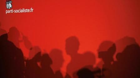 Le Parti socialiste dénonce le "déchaînement" de la droite contre la tenue de sa primaire en vue de l'élection présidentielle. Plusieurs responsables de l'UMP ont critiqué l'organisation de ce scrutin prévu les 9 et 16 octobre, mettant en garde contre la