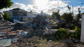 Une photo prise à Nettle Bay, sur l'île de Saint-Martin, le 28 février 2018, montre des stigmates de l'ouragan Irma.