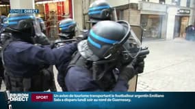 Les policiers utilisant des LBD obligés de porter des caméras-piétons
