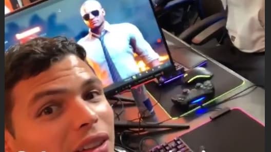 Thiago Silva et Marquinhos avec Neymar sur Call of Duty Thiago Silva et Marquinhos avec Neymar sur Call of Duty