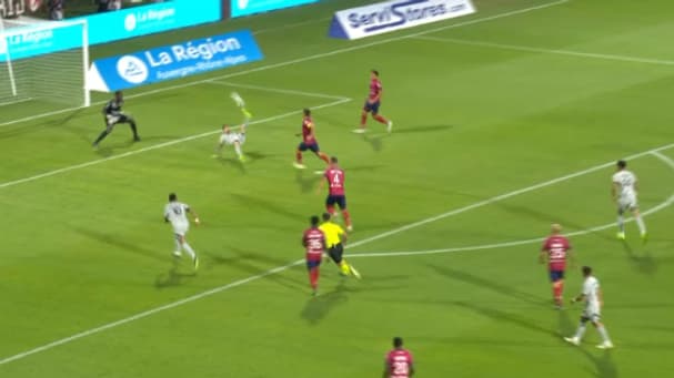 Le but absolument incroyable de Messi lors de Clermont-PSG, le 6 août 2022