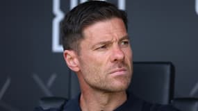 L'entraîneur du Real Madrid Xabi Alonso sur le banc durant la Coupe du monde des clubs, 22 juin 2025