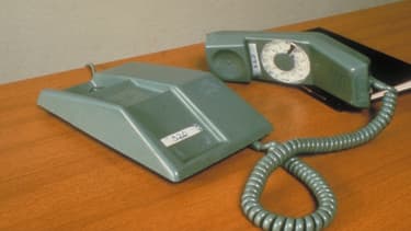 Pour Orange, son réseau téléphonique historique va être remis en cause d'ici quelques années. En effet, les équipements et composants spécifiques à ce réseau deviennent obsolètes.