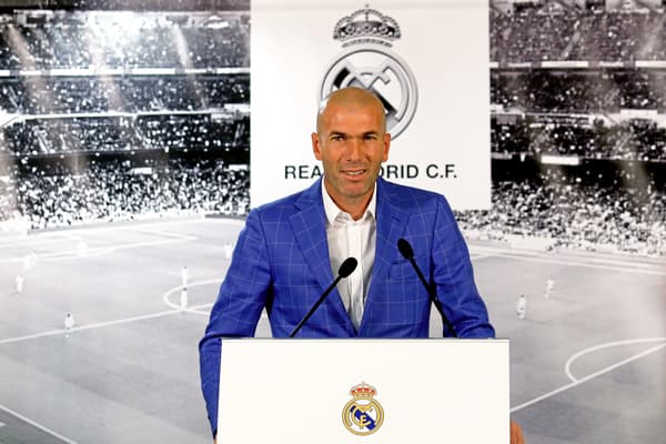 Zinédine Zidane nommé entraîneur du Real Madrid, le 4 janvier 2016