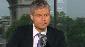 Le ministre chargé des Affaires européennes, Laurent Wauquiez, se déclare hostile à la réforme des 35 heures telle que l'UMP l'étudie actuellement.