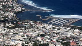 Une vue aérienne de la ville de Saint-Pierre, sur l'île de La Réunion, le 26 mai 2020 (photo d'illustration).