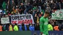 Les banderoles des supporters à Reims