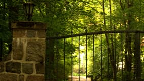 Les belles demeures isolées peuvent être la cible de malfaiteurs (photo d'illustration)