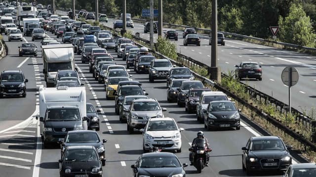 Bison Futé a classé ce samedi rouge sur les routes françaises dans le sens des retours.