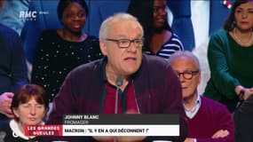 #Macron - "Quelqu'un qui touche les minimums sociaux et qui passe son mois à faire du black : oui il déconne !" Johnny Blanc. #GGRMC 