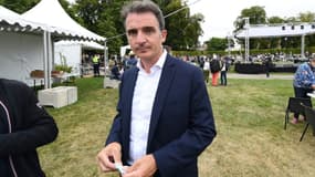 Eric Piolle, l'un des deux favoris à la primaire écologiste aux Journées d'été des écologistes à Poitiers le 19 août 2021