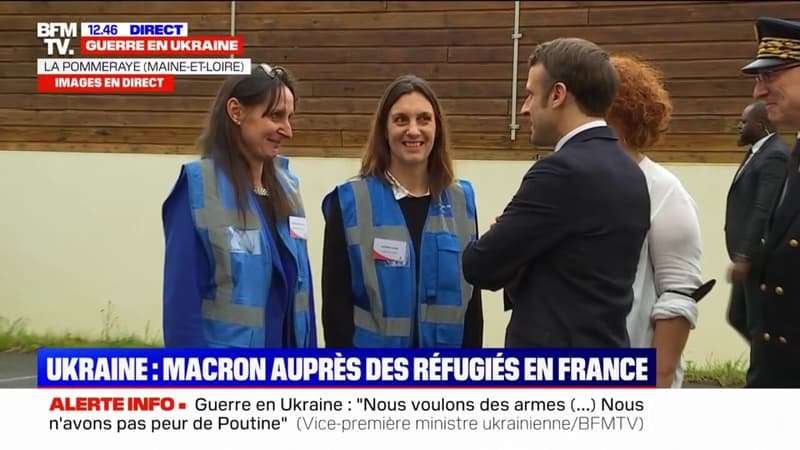 Emmanuel Macron à la rencontre de réfugiés ukrainiens dans le Maine-et-Loire