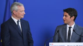 Bruno Le Maire et Gabriel Attal à Bercy le 21 mai 2022