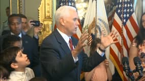 Mike Pence et un enfant qui était visiblement remonté contre lui