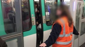Paris: voyage dans l'enfer de la ligne 13 du métro