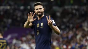 Olivier Giroud célébrant son 52e but en équipe de France