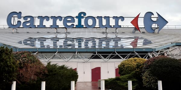 Un hypermarché Carrefour a été assigné par deux syndicats, pour non respect de la législation sur le travail de nuit. (photo d'illustration)