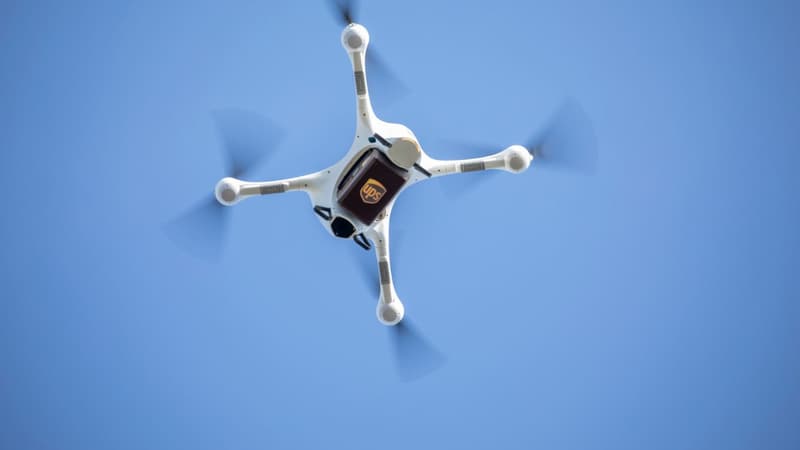 Les premiers drones chargés d'acheminer des échantillons médicaux ont été autorisés aux Etats-Unis. 