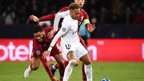 Neymar face à Liverpool en novembre dernier au Parc des Princes.