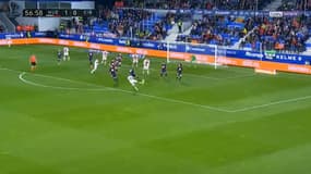 La volée d'Ezequiel "Chimy" Avila avec Huesca face à Eibar.