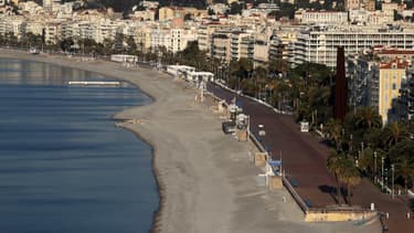 La promenade des Anglais à Nice le 8 avril 2020
