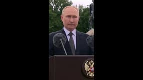 Vladimir Poutine va équiper la Russie d'un nouveau missile hypersonique qui "ne connaît aucun obstacle"