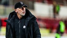 Eric Roy mécontent pendant un match de Brest à Monaco en L1, le 22 novembre 2024