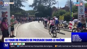 Tour de France: le peloton de passage dans le Rhône lors de la 13e étape