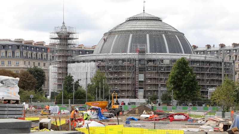 La Bourse de Commerce à Paris durant les travaux