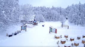 Webcam de la station La Pierre Saint Martin, le 08 janvier 2023, à 1473m d'altitude, dans les Pyrénées. 