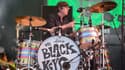Le batteur Patrick Carney blessé à l'épaule, le groupe The Black Keys annule sa tournée en Europe.