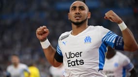 La joie du milieu de terrain marseillais Dimitri Payet après avoir égalisé (2-2) sur pénalty face à Lens, lors de la 8e journée de Ligue 1, le 26 septembre 2021 au Stade Vélodrome </p>
