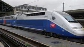 Un TGV, gare de Lyon à Paris (PHOTO D'ILLUSTRATION) 