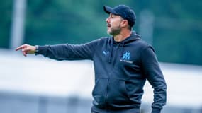 Roberto De Zerbi lors d'un match de préparation face à l'Excelsior Maassluis (5-0), le 19 juillet 2025