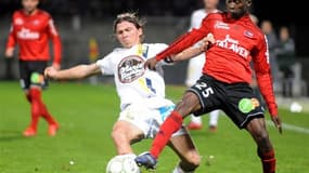 Sébastien Piocelle (à gauche) et Arles-Avignon sont troisièmes de Ligue 2