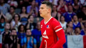 Jenia Grebennikov avec l'équipe de France en juin 2023
