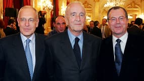 André Rousselet en 2004, entouré du président deTF1 Patrick Le Lay (à gauche) et de Marc Tessier, PDG du groupe France Télévision.