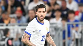 L'arrière gauche de l'équipe de France Théo Hernandez face au Canada