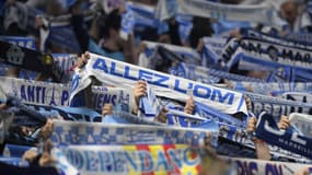 Des supporters de l'OM face au PSG le 24 octobre 2021.