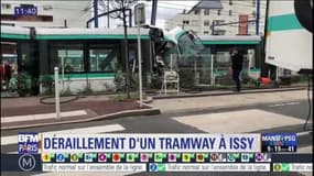Accident de tramway: les opérations de relevage des rames en cours