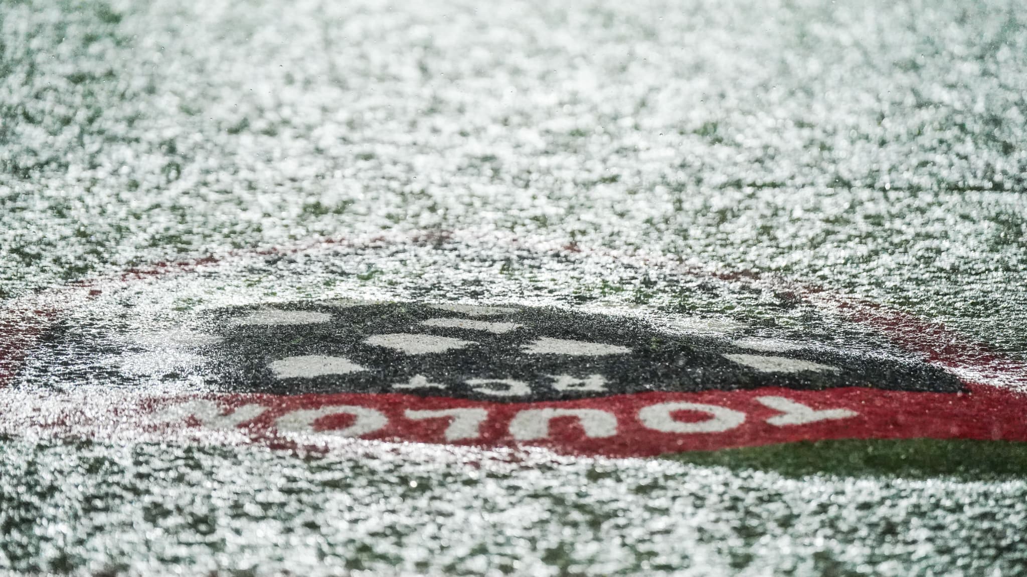 La pluie au stade Mayol de Toulon, le 21 septembre 2025. 