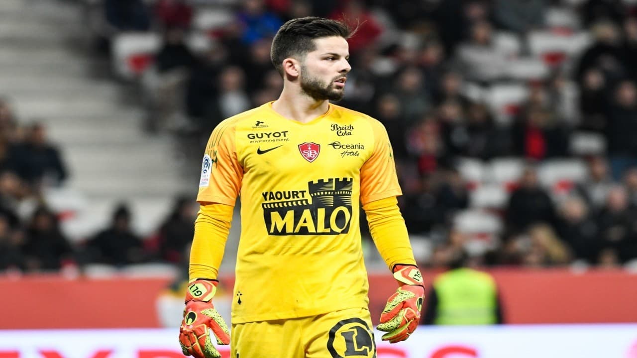 Gautier Larsonneur Gardien Du Stade Brestois En Ligue 1 Raconte 